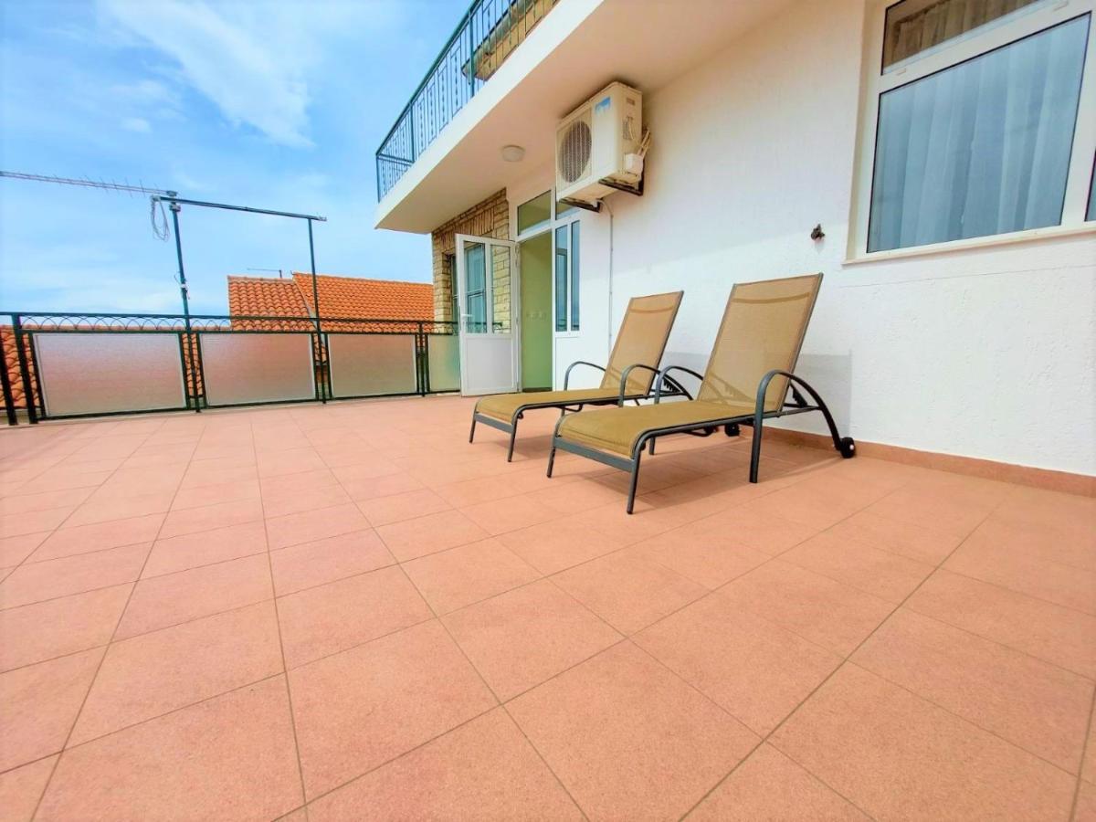 Apartment Big Lasan Vodice Zewnętrze zdjęcie